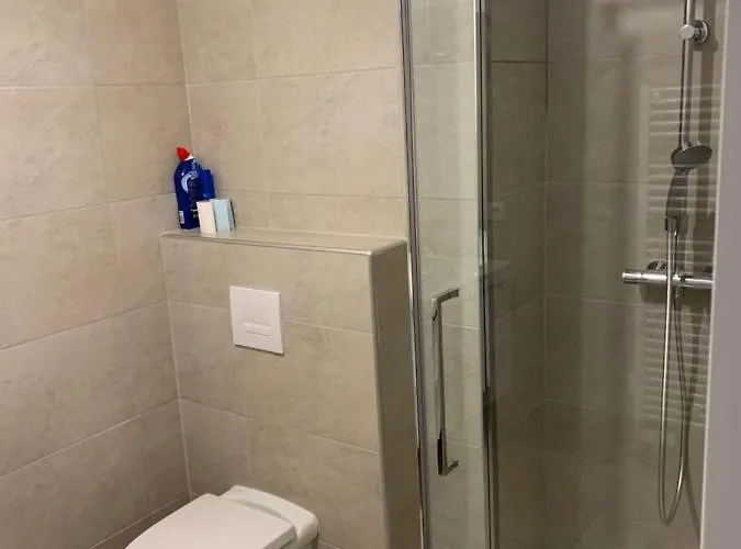 Les Pieds Dans L'eau Du Trottel * Ajaccio (Corsica)